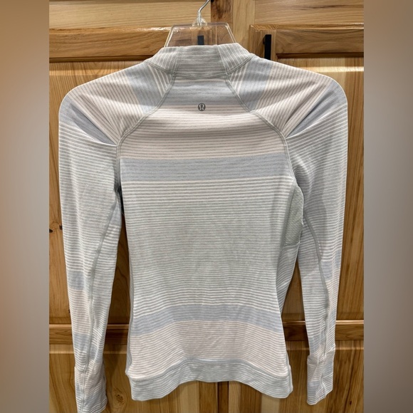 Lululemon Athletica Think Fast Long Sleeve Gray and White Striped Activewear - Picture 7 of 11